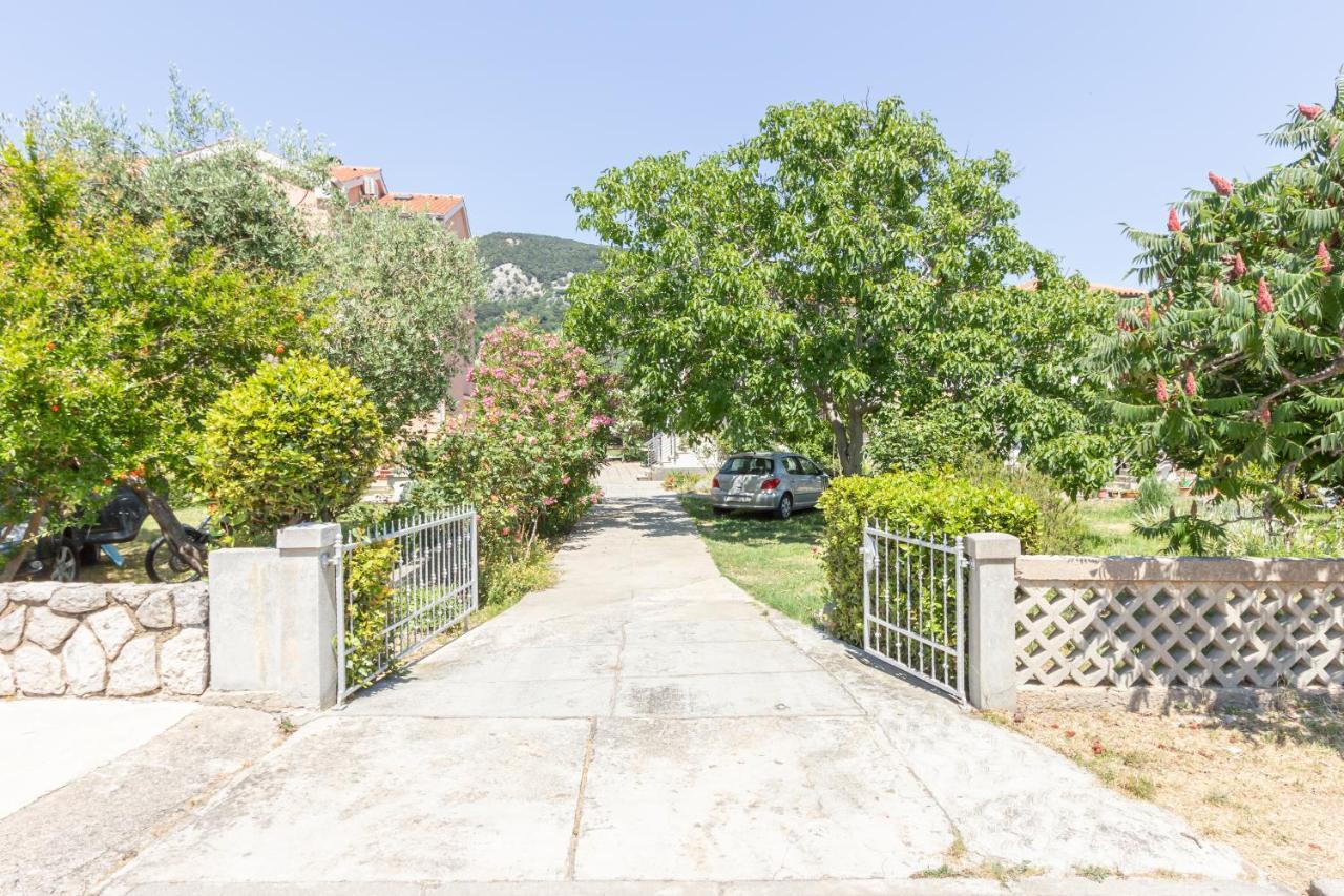 Apartment Beti With Balcony Baska  Exterior photo