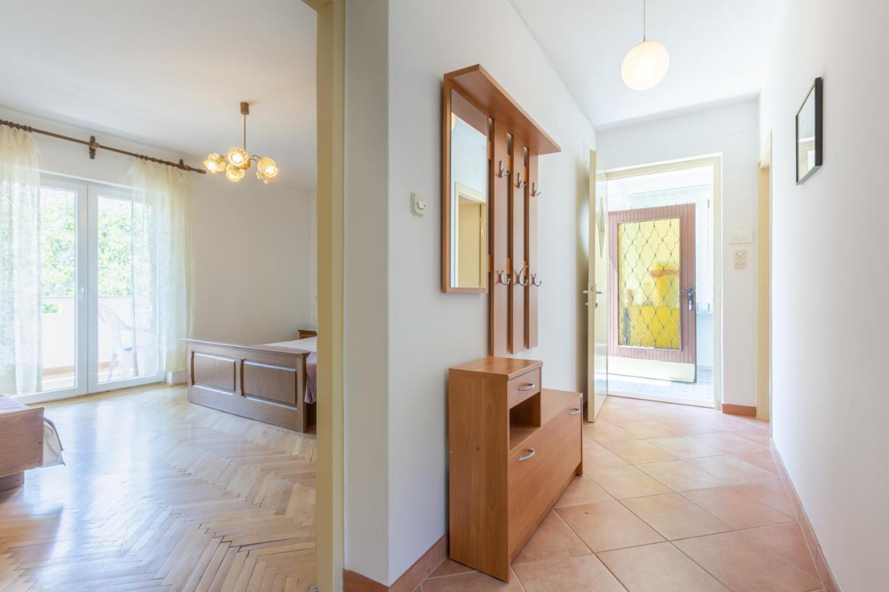 Apartment Beti With Balcony Baska  Exterior photo