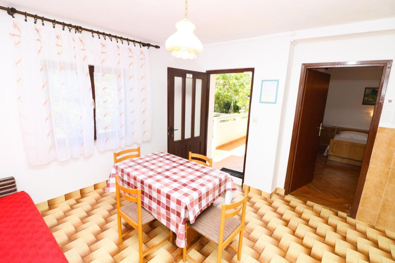Apartment Beti With Balcony Baska  Exterior photo