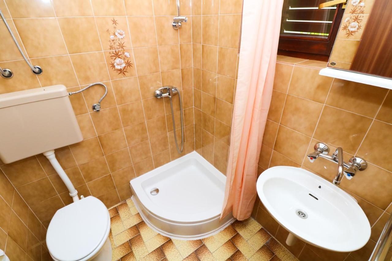 Apartment Beti With Balcony Baska  Exterior photo