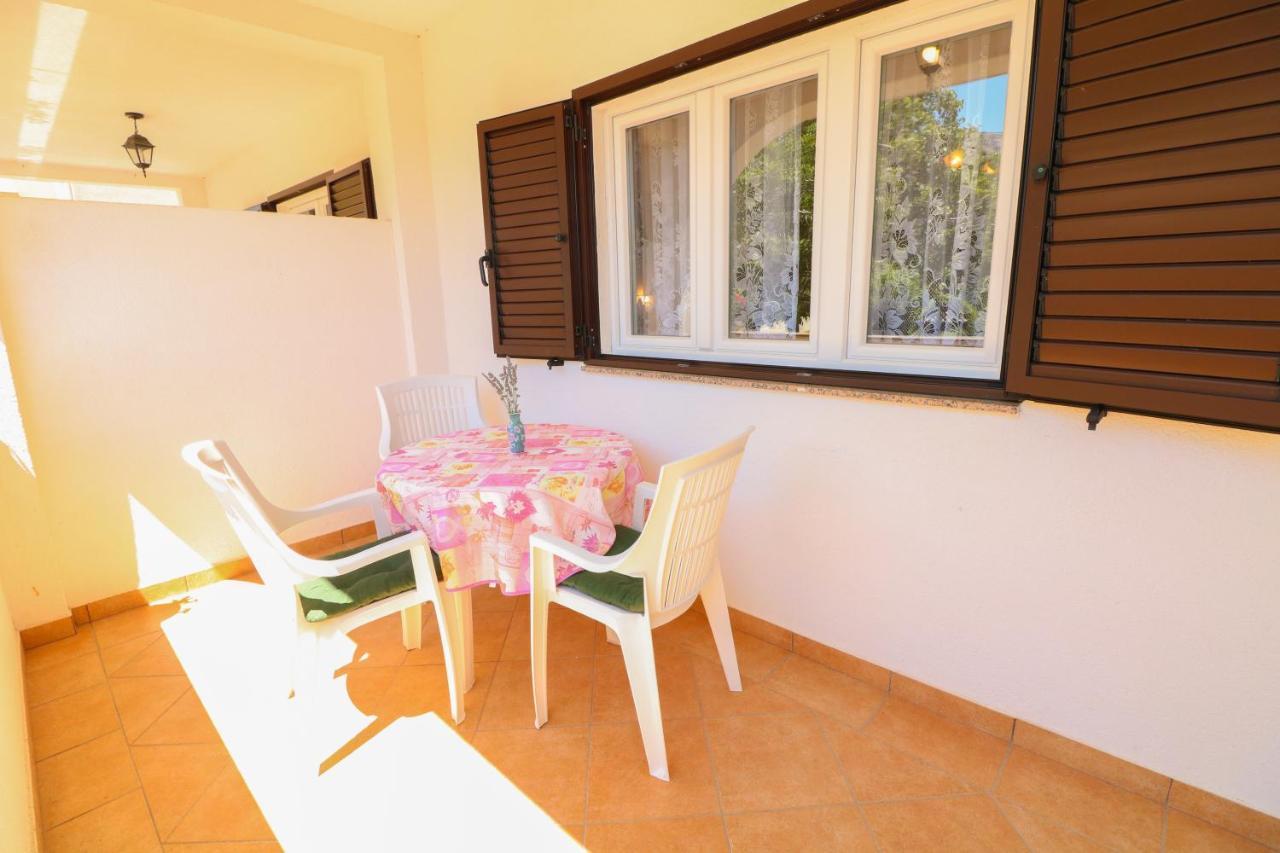 Apartment Beti With Balcony Baska  Exterior photo