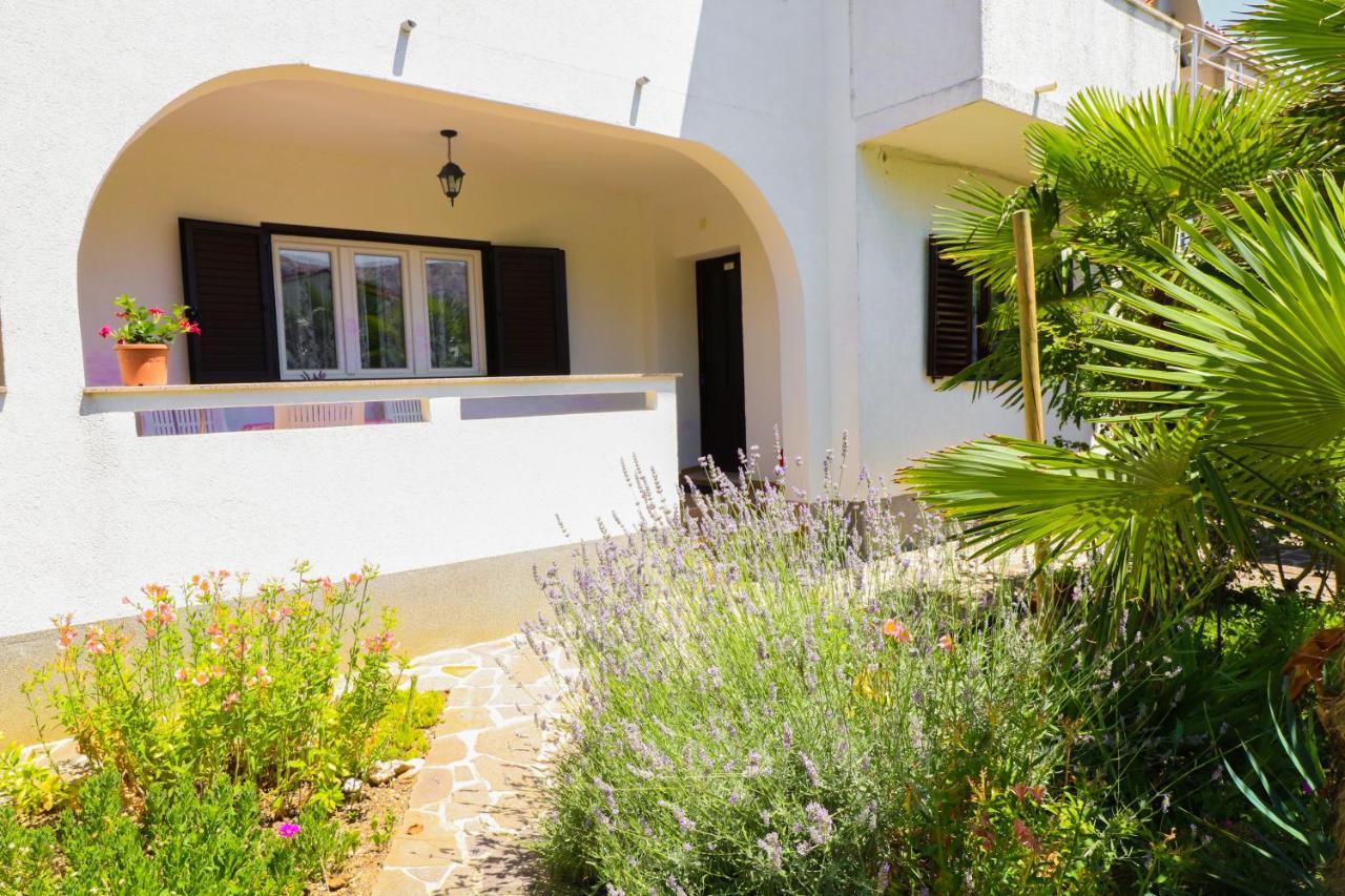 Apartment Beti With Balcony Baska  Exterior photo